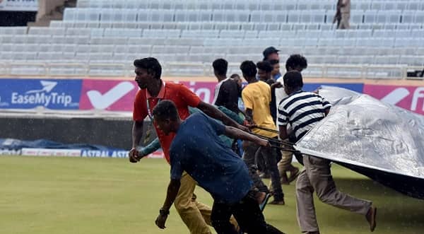 Ind vs SA, 2nd ODI : कहीं रंग में भंग ना डाल दे मौसम, जानिए बारिश की क्या है संभावना