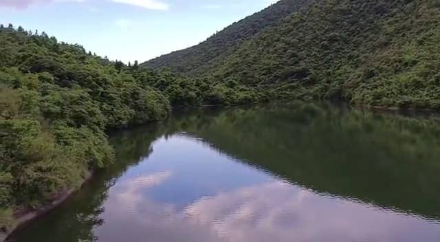 जमशेदपुर: देखरेख के अभाव में  जर्जर हो रहा सीतानाला चेक डैम, यहां की खूबसूरती देखने आए लोगों के बीच बना रहता दु्र्घटना का डर