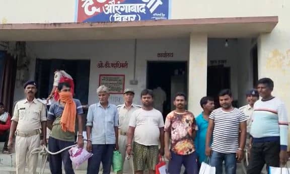 जुआरियों पर पुलिस की बड़ी कार्रवाई, सात को गिरफ्तार कर भेजा जेल