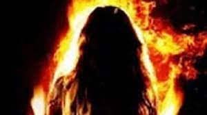 गर्ल्स हाई स्कूल की छात्रा ने खुद पर केरोसिन डाल कर किया आत्महत्या का प्रयास, हालत नाजुक