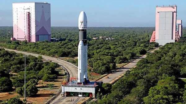 दिवाली से एक दिन पहले ISRO लॉन्च करेगा सबसे भारी रॉकेट, जानिए क्या होगा खास