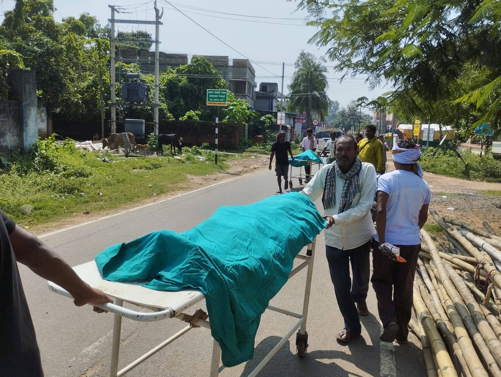 दुमका : उपराजधानी में ये कैसी अशांति, कहीं हो रहे हत्या और बलात्कार, तो कहीं कोई बन रहा मॉब लिंचिंग का शिकार