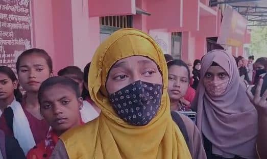 मुजफ्फरपुर में हिजाब मामला : छात्राओं ने कहा जबरन हिजाब हटाने को कहा, जानिए क्या है पूरा मामला