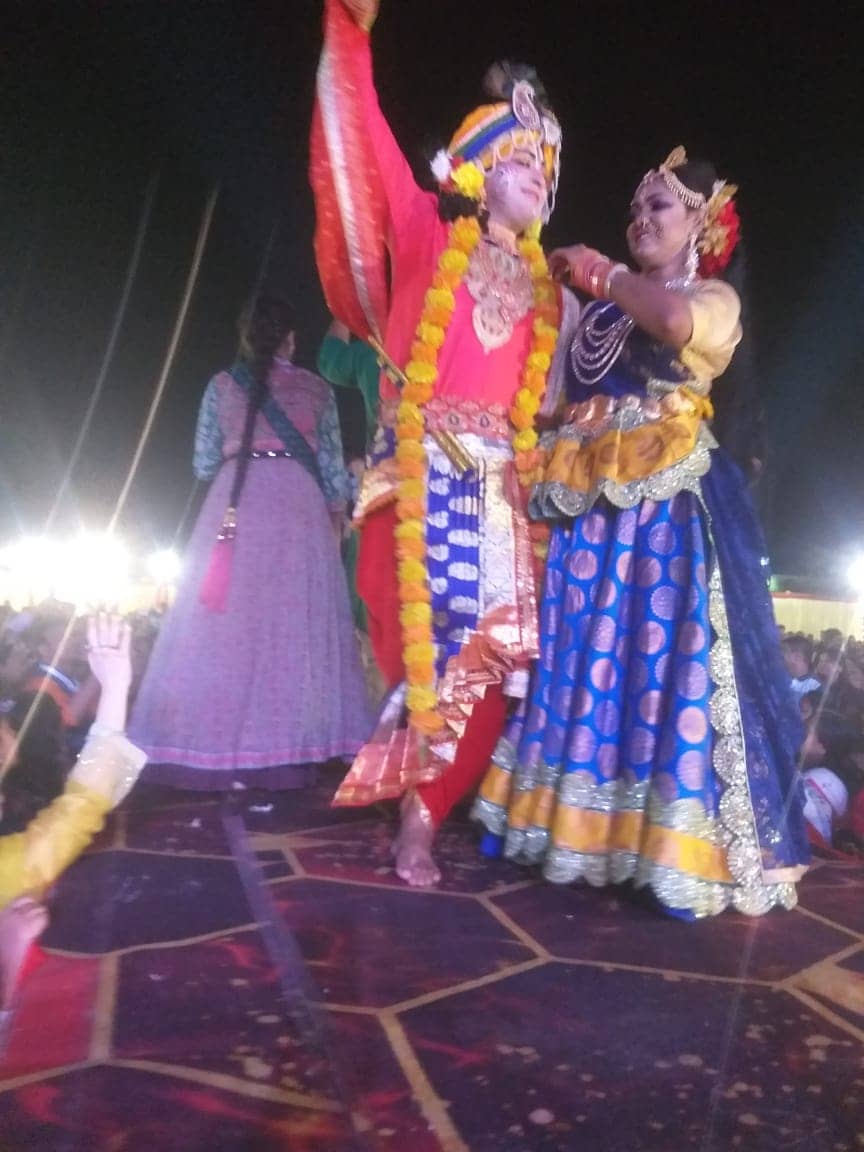 माधवास रॉक बैंड ने धनबाद में मचाया धमाल ,हर उम्र के पांव खूब थिरके 