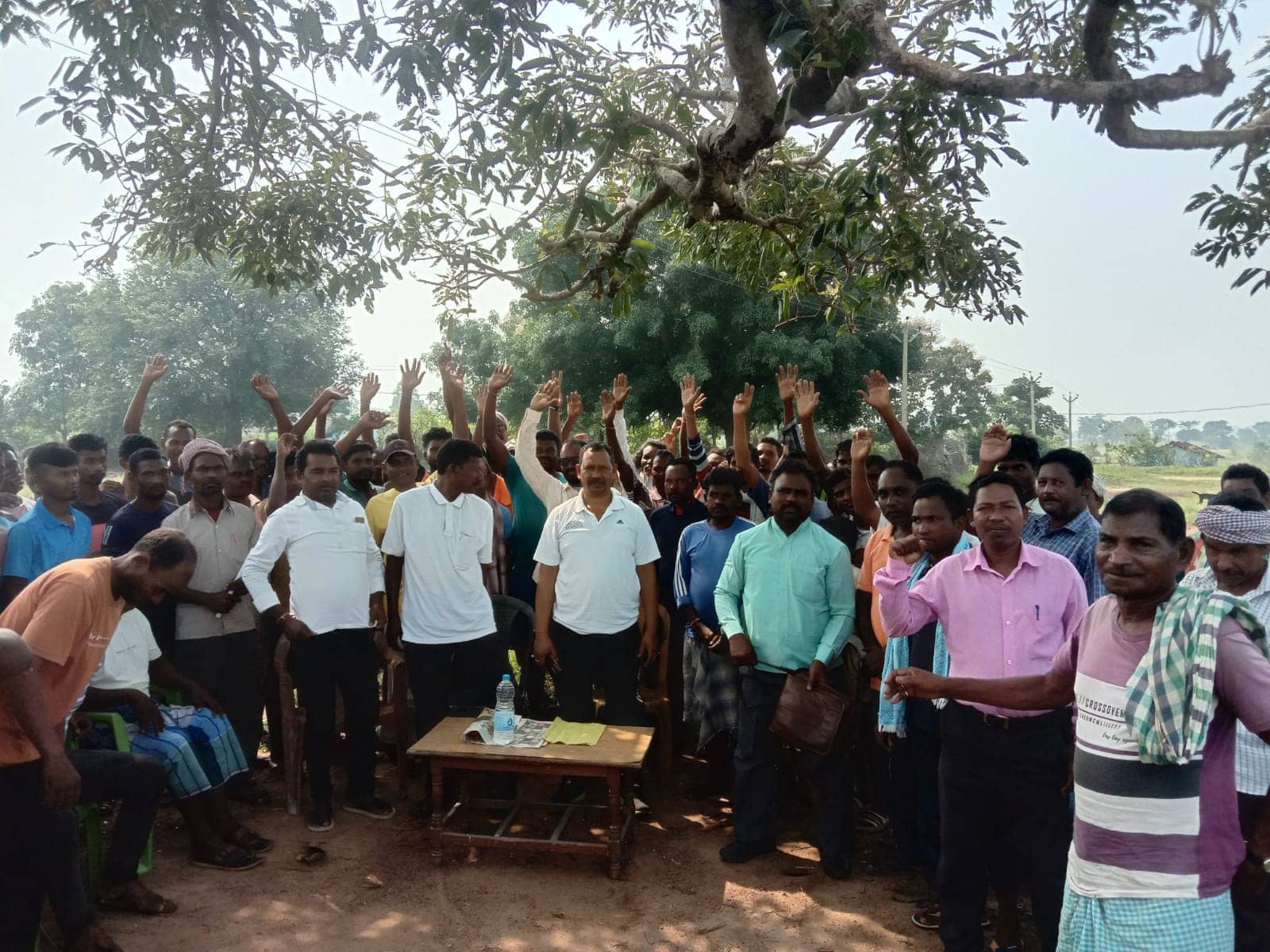 ईचा डैम निर्माण के विरोध में जुटे डूब क्षेत्र के 12 गांव, जानिए क्यों