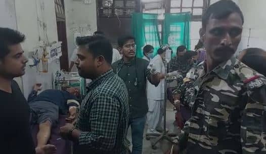  चुनाव ड्यूटी में जा रही एसएसबी की गाड़ी दुर्घटनाग्रस्त, 5 जबान घायल 