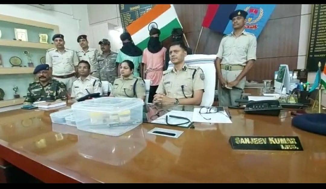 वासेपुर डबल मर्डर कांड का एसएसपी ने किया खुलासा ,कहा -प्रेम प्रसंग में की गई निर्मम हत्या