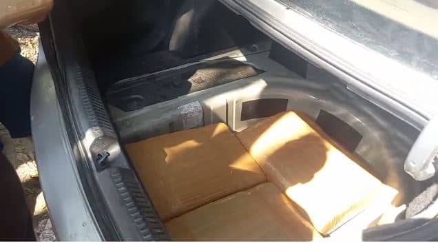 अररिया : पुलिस ने 214 किलो गांजा के साथ एक तस्कर को किया गिरफ्तार, ड्राइवर फरार