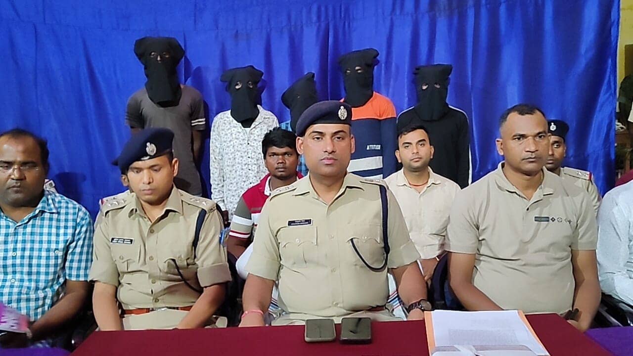 सॉफ्टवेयर इंजीनियर से सामूहिक दुष्कर्म के मामले में पुलिस नें 72 घंटे बाद किया खुलासा, सात आरोपी गिरफ्तार