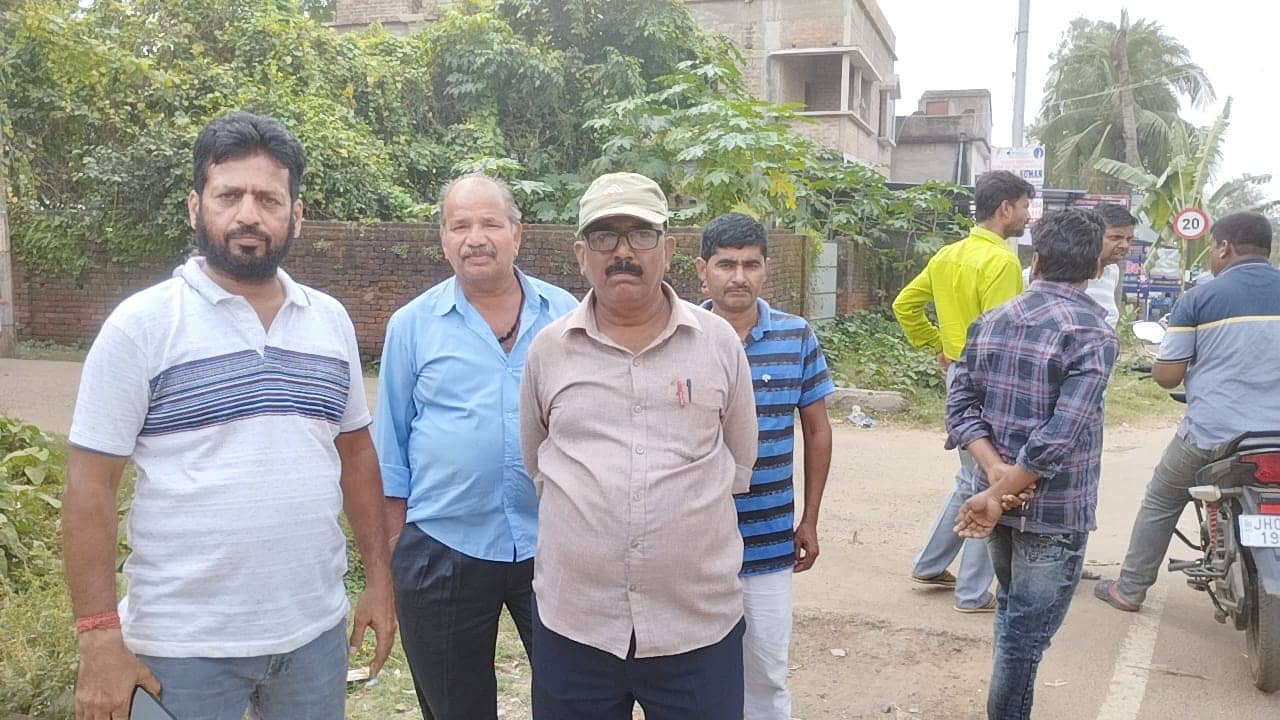 निजी विद्यालय के शिक्षक ने फांसी लगाकर की आत्महत्या, सदमे में परिवार 