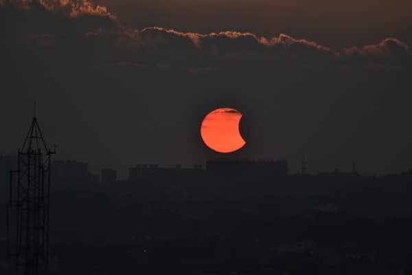 रांची में सूर्य ग्रहण : कैमरे के नजर से देखिए कैसा दिखा ग्रहण का नजारा