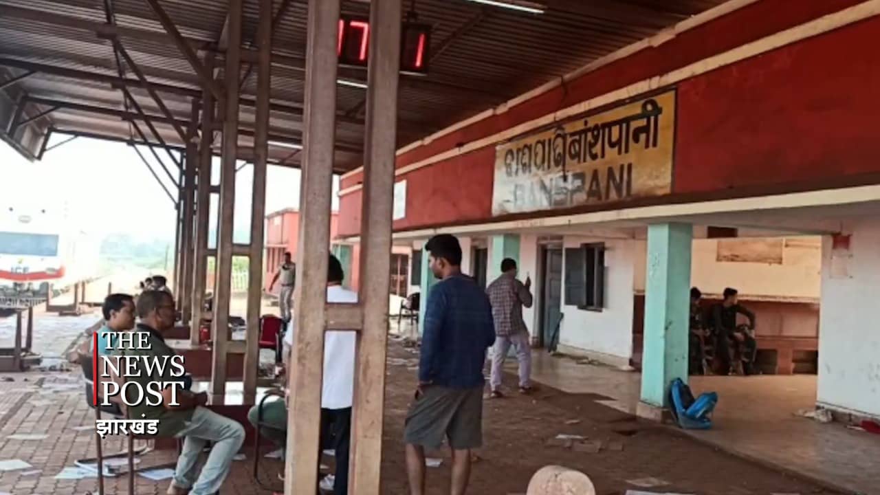 ग्रामीण की मौत के बाद परिजनों का गुस्सा उफान पर, स्टेशन में जमकर तोड़फोड़, कई रेलकर्मी घायल