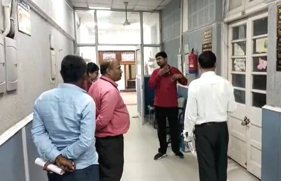 आय से अधिक संपत्ति मामले में शिक्षा विभाग की डिप्टी डायरेक्टर के ठिकानों पर पड़ा छापा, EOU की टीम ने की छापेमारी