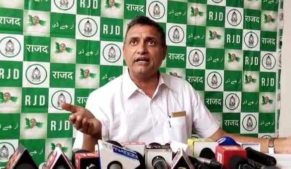 पटना : जीएम सीड फसल का लगातार विरोध, पूर्व कृषि मंत्री सुधाकर सिंह ने कहा फ़ाइल आगे बढ़ाने वाले अफसरों पर हो कार्रवाई 