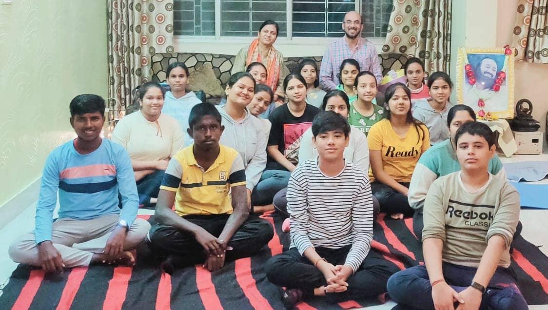 धनबाद : बच्चों ने सीखा तनाव दूर करने के उपाय, जानिए कहा हुई थी कर्यशाला