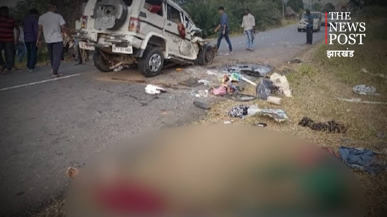 भीषण सड़क दुर्घटना में एक ही परिवार के 8 लोगों की मौत, जानिए कहां हुआ हादसा