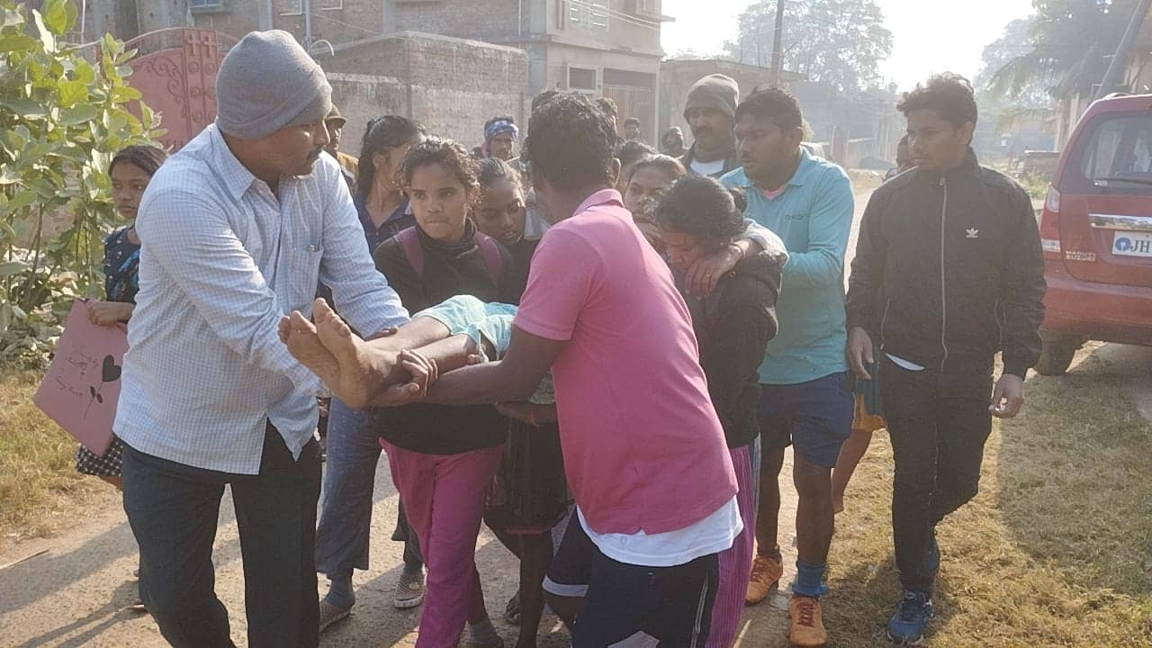 UPDATE: गर्ल्स हॉस्टल के कमरे में सिलेंडर से लगी आग, सरकार पर लापरवाही का आरोप, जानिए पूरा मामला