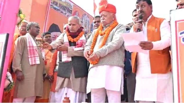 आरएसएस प्रमुख मोहन भागवत पहुंचे बक्सर, बाबा ब्रह्मेश्वरनाथधाम में की पूजा अर्चना