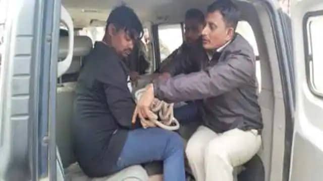 महिलाओं को जीटी रोड पर खड़ा कर लूटते थे वाहन, जानिए देवघर और धनबाद पुलिस ने कैसे किया भंडाफोड़