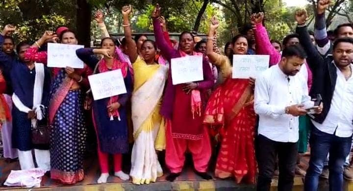 सामाजिक अंकेक्षण स्रोत व्यक्ति संघ का धरना प्रदर्शन, जानिए क्या है इनकी मांगे