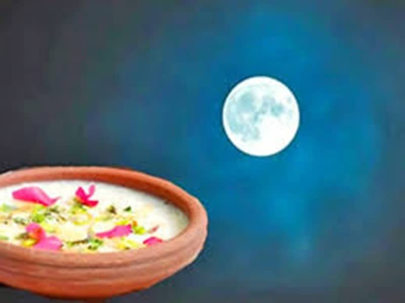 शरद पूर्णिमा कल, मां लक्ष्मी को प्रसन्न करने के लिए अपनाएं ये उपाय