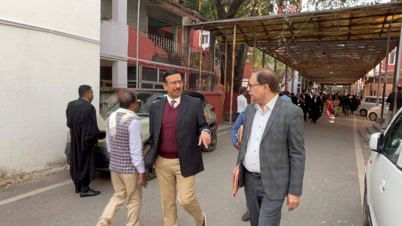 रिम्स की बदहाली को लेकर HC ने लगाई फटकार, कहा- काम नहीं होता है तो इस्तीफा दीजिए