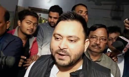 बिहार : पटना स्थित RJD ऑफिस पहुंचे तेजस्वी यादव, जानिए दलित के बारे में क्या कहा?
