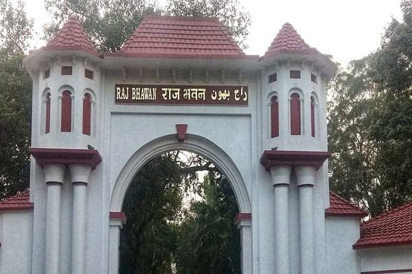 शीतकालीन सत्र आहूत करना चाहती है सरकार, पर मानसून सत्र का अवसान अब तक नहीं, राजभवन में संचिका,जानिए दिलचस्प जानकारी