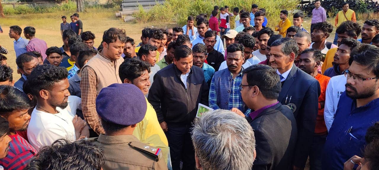 दुमका कॉलेज प्राचार्य ने एसपी महिला कॉलेज को शिफ्ट किए जाने का किया विरोध