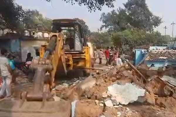 अतिक्रमण के खिलाफ महाअभियान को मुंह चिड़ा रही है पुरानी बाजार की सड़के, देखिये ग्राउंड जीरो रिपोर्ट