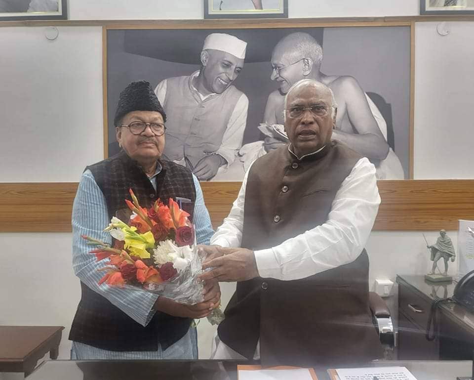 फुरकान अंसारी ने राष्ट्रीय अध्यक्ष से की मुलाकात, ज़िला अध्यक्षों की सूची को अल्पसंख्यक मुक्त करने पर जताई नाराजगी 