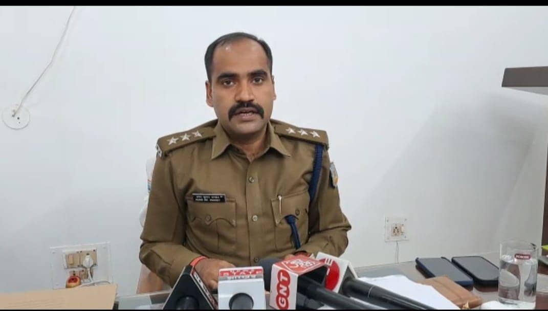 धनबाद में अपराध का नया ट्रेंड,फायरिंग की किसी और ने और जिम्मेवारी ले रहा कोई दूसरा, देखिये हालिया घटनाओं की रिपोर्ट 