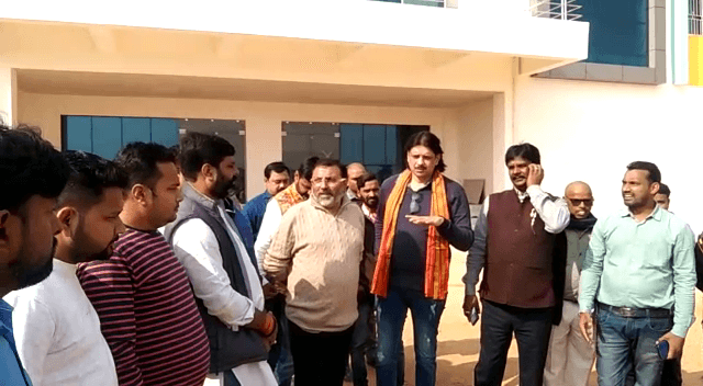 सांसद निशिकांत दुबे द्वारा शिलान्यास किए गए प्लास्टिक पार्क का उद्घाटन कर सकते हैं मुख्यमंत्री हेमंत सोरेन, राजनीति तेज