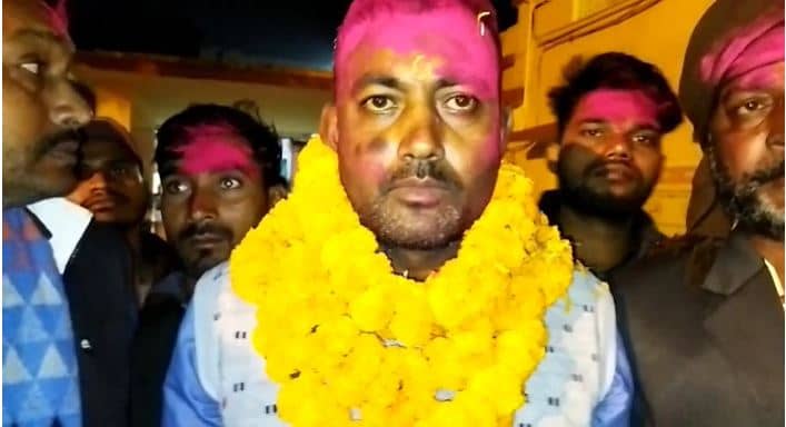 गोड्डा: बिना चुनाव के ही चार महीने में बदल गए पंचायत के मुखिया, जानिए क्या है मामला   