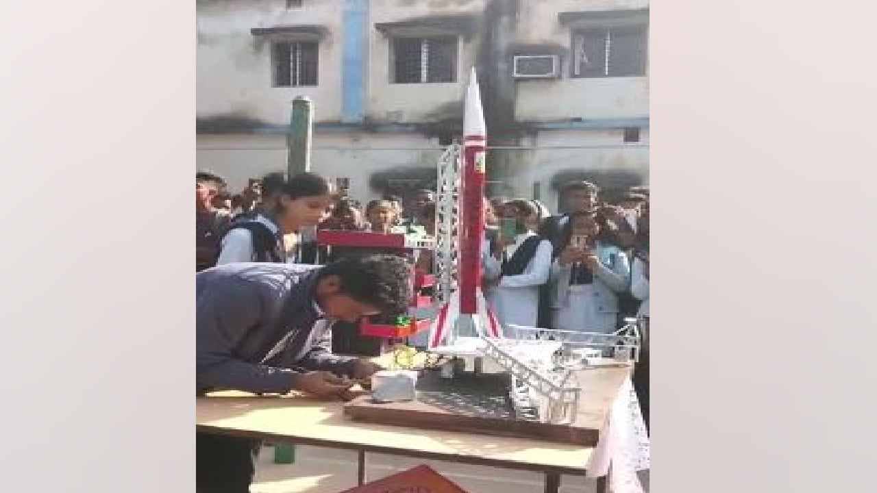 जमशेदपुर: कॉलेज की प्रदर्शनी में लगाया गया रॉकेट लॉन्चर हुआ बलास्ट, आठ छात्र घायल, कॉलेज में मचा अफरा-तफरी