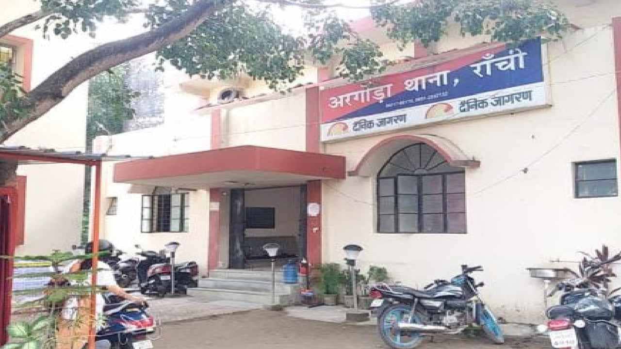 सुषमा बड़ाइक गोलीकांड: पुलिस ने पूर्व आईपीएस समेत छह लोगों के खिलाफ दर्ज किया एफआईआर