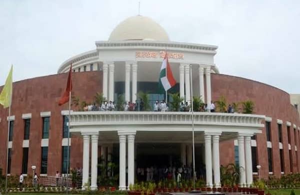 झारखंड विधानसभा शीतकालीन सत्र:   BJP ने कहा- हेमंत सरकार राज्य को इस्लामीकरण की ओर ढकेल रही   