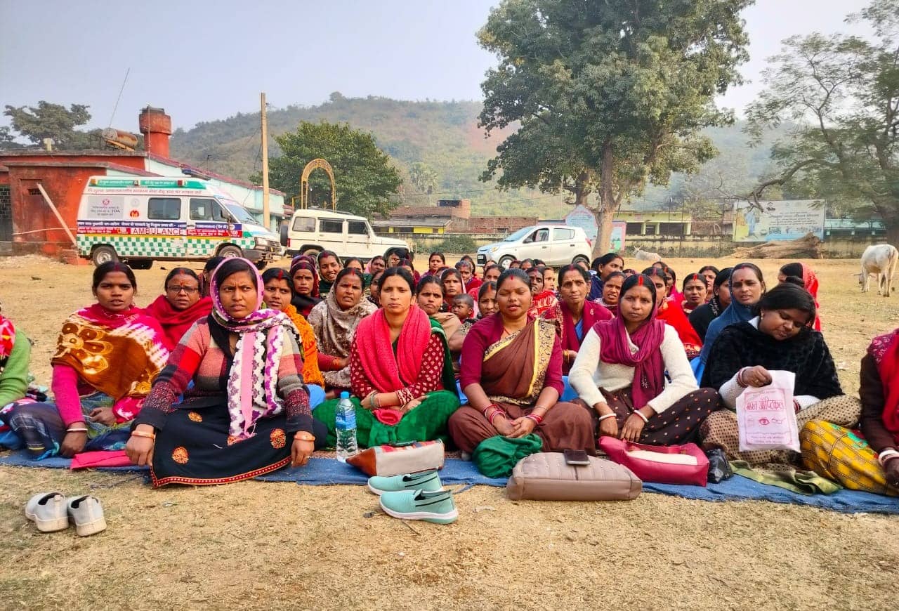 नाराज जल सहिया संघ की महिलाओं ने दिया धरना, जानिए क्या है इनकी मांगे        