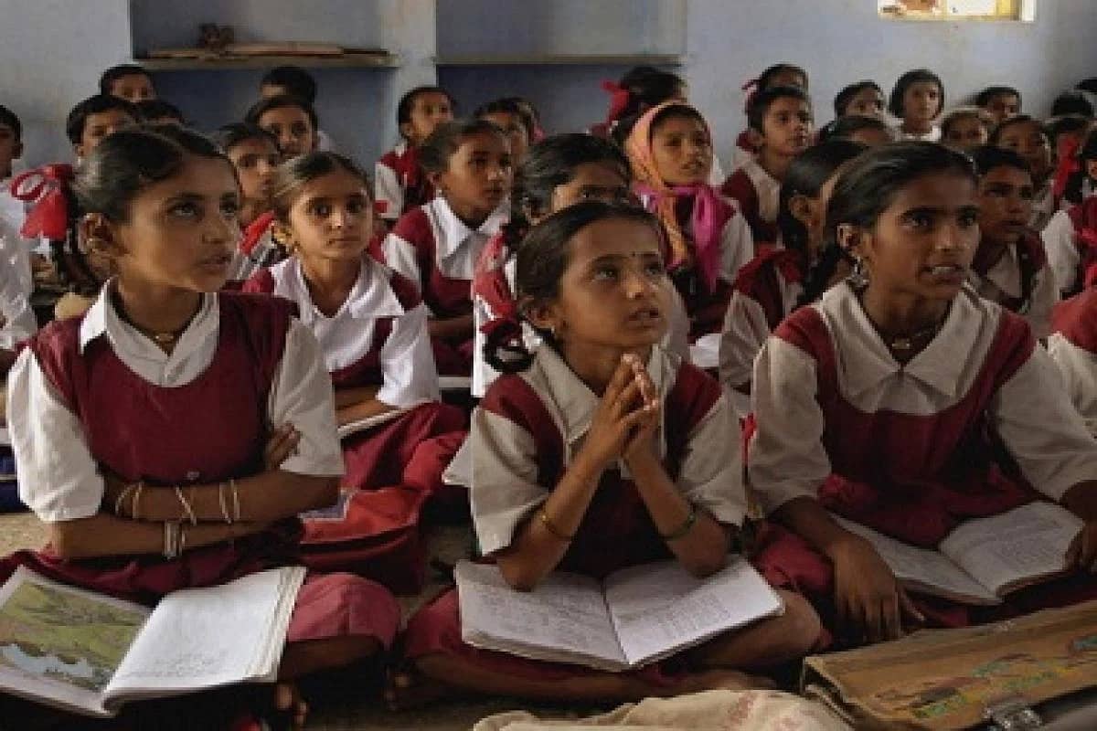 ठंड के कारण धनबाद के स्कूलों का बदला समय ,जानिए क्या है नया समय 