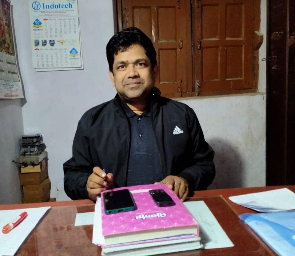 हुसैनाबाद : बिजली चोरी के खिलाफ छापेमारी, 10 लोगों के खिलाफ मामला दर्ज, 2 लाख 15 हजार का कटा जुर्माना 