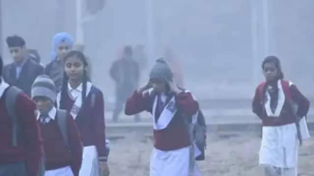 बिहार : ठंड और शीतलहर के कारण सभी स्कूल 7 जनवरी तक बंद, डीएम ने दिया आदेश