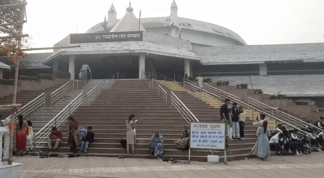 गिरिडीह के जैन तीर्थ सम्मेद शिखर जी विवाद : हमें पर्यटन नहीं,पवित्रता चाहिए, जानिए क्या कहते हैं धनबाद  के जैनी 