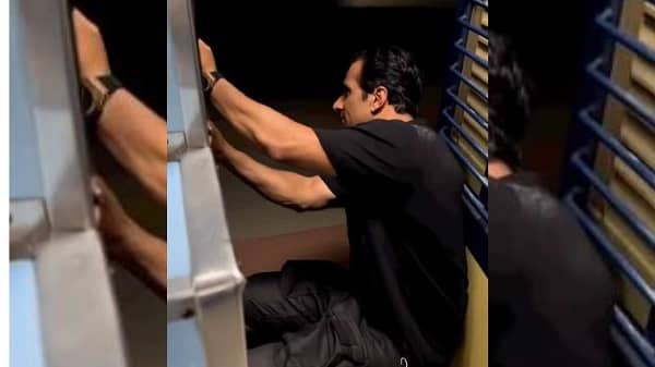 Railway की फटकार के बाद सोनू सूद ने मांगी माफी, जानिए क्या है पूरा मामला