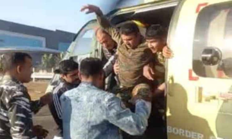 चाईबासा में लगातार दूसरे दिन IED ब्लास्ट, तीन जवान घायल, एयरलिफ्ट कर लाया गया रांची