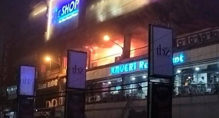 रांची: चर्च कॉम्प्लेक्स में लगी भीषण आग, अग्निशमन ने आग पर पाया काबू