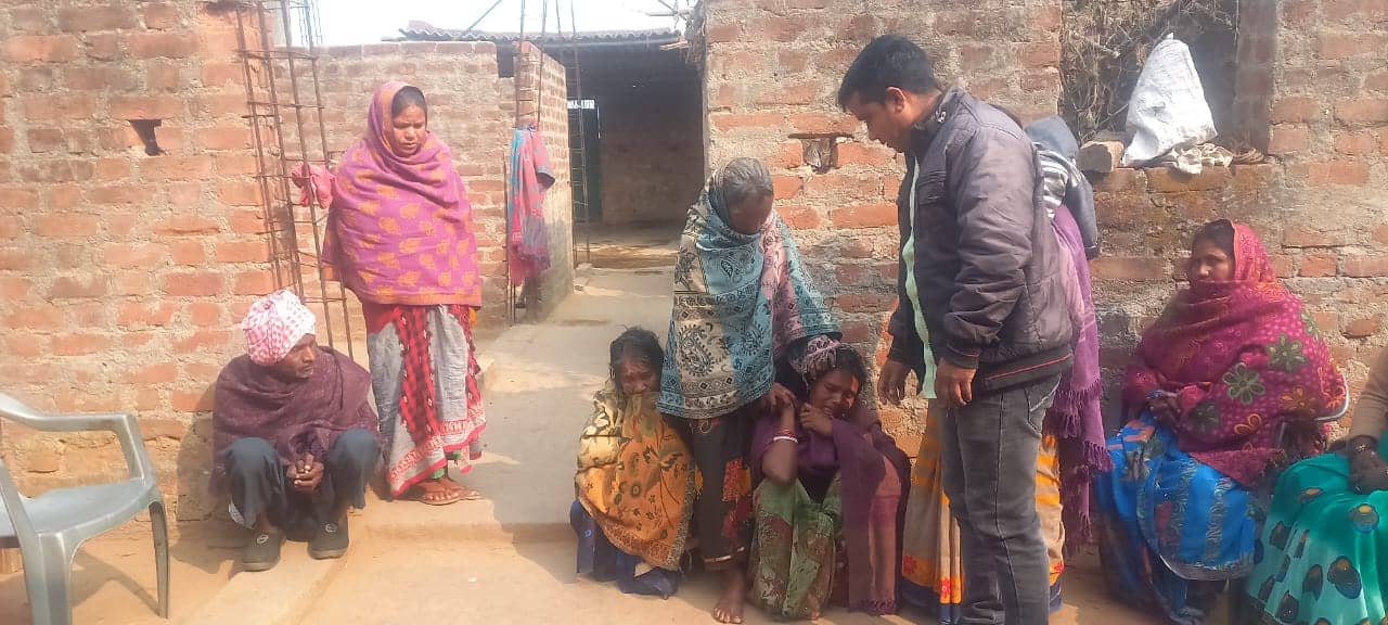 गिरिडीह : 20 दिन बीत जाने पर भी ओमान से नहीं आया धानेश्वर महतो का शव, जानिए क्या है पूरा मामला 