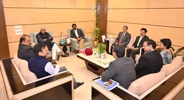 प्रोजेक्ट भवन में हर घर नल जल योजना की समीक्षा बैठक, केंद्रीय मंत्री, सीएम हेमंत समेत कई अधिकारी रहें मौजूद