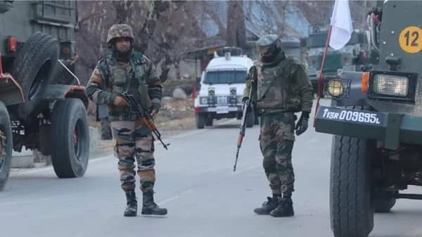 जम्मू के नरवाल में दो बम विस्फोट, छह लोग गंभीर रूप से घायल, जांच में जुटी टीम