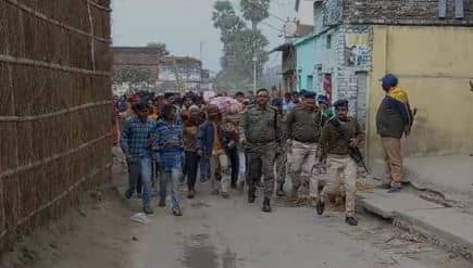 क्रिकेट में हुआ विवाद तो एक को पीट पीट कर मार डाला, दूसरे को मारा चाकू