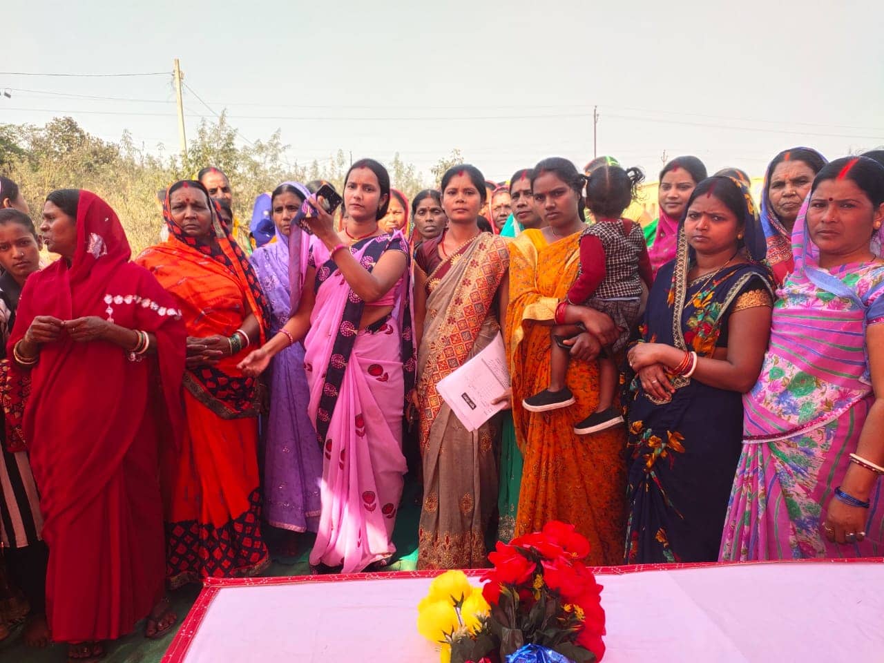 रामगढ़ उपचुनाव को लेकर प्रचार प्रसार का दौर गर्म, गिरिडीह सांसद चंद्रप्रकाश चौधरी ने कहा रामगढ़ में चिराग तले अंधेरा जैसा है विकास का हाल 